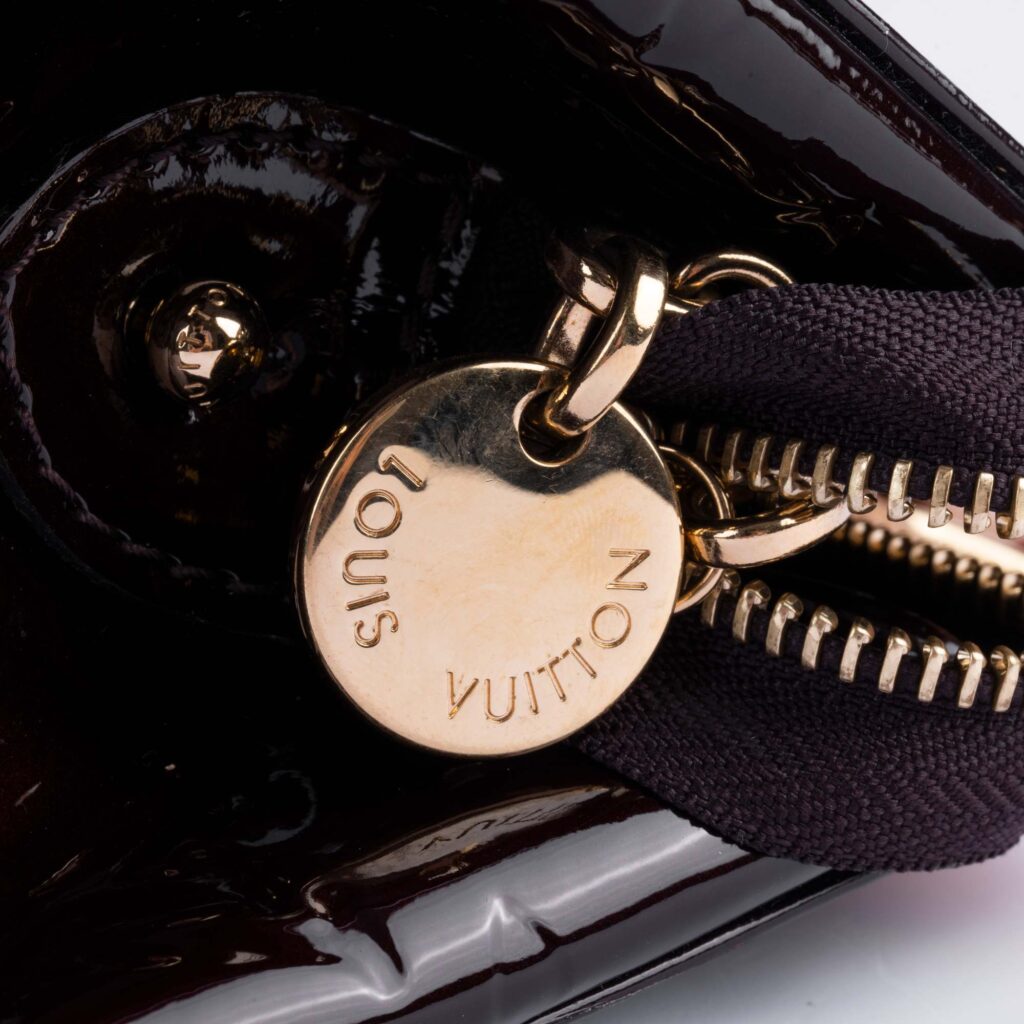 Túi Handbag Louis Vuitton Monogram Vernis Brea GM – Amarante - Image 6